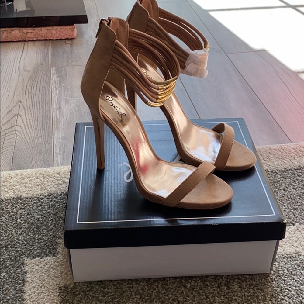 Brand New New Worn Taupe Heels